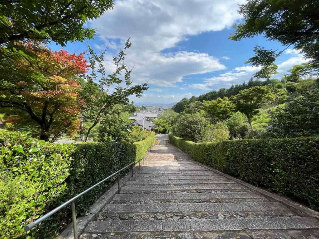 京都が一望できる境内からの景色