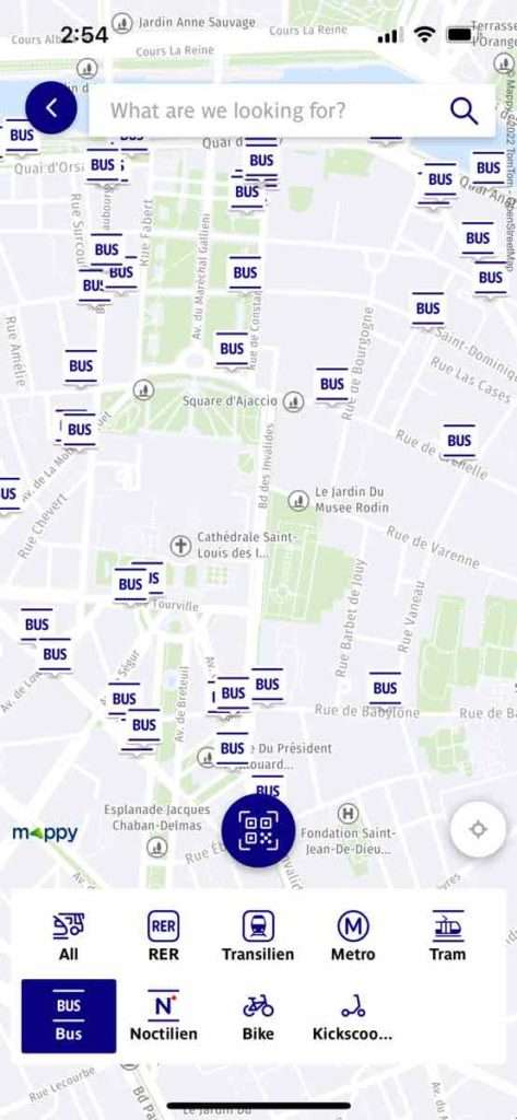 バスの停留所が表示されたアプリ画面