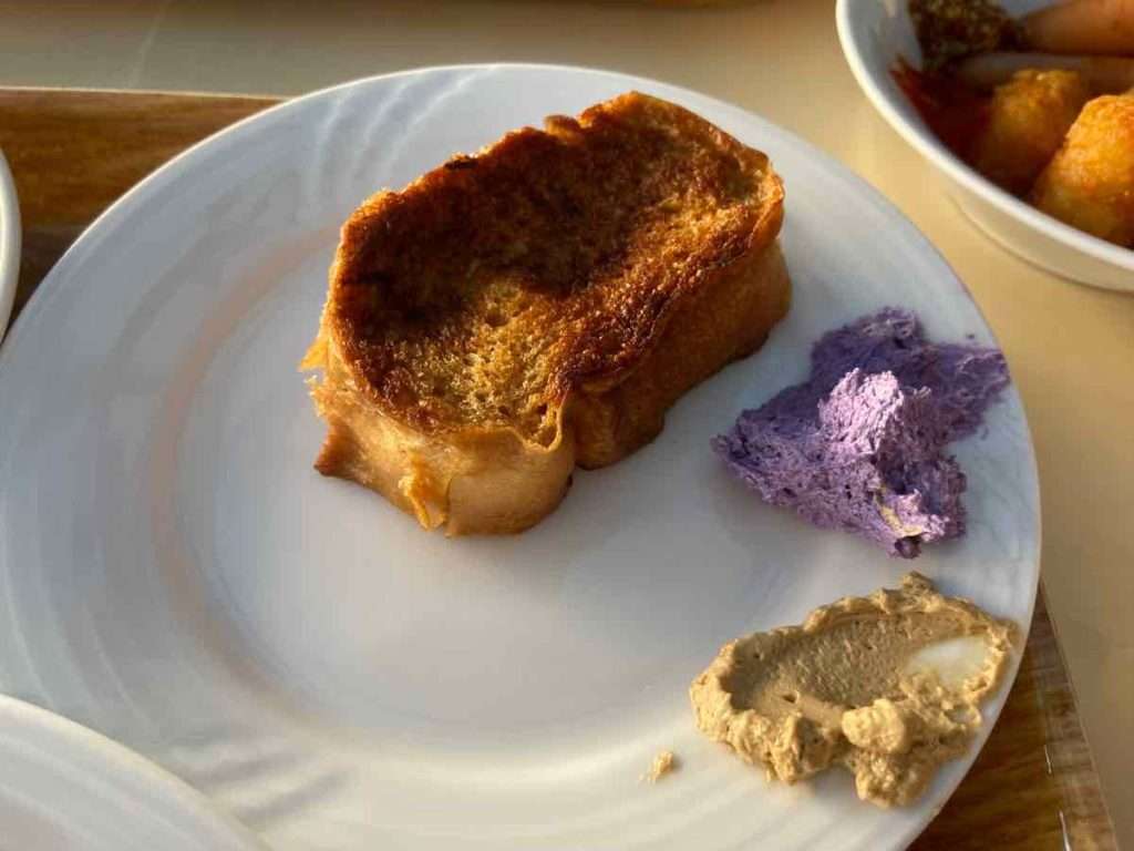 フレンチトーストと紫芋バター
