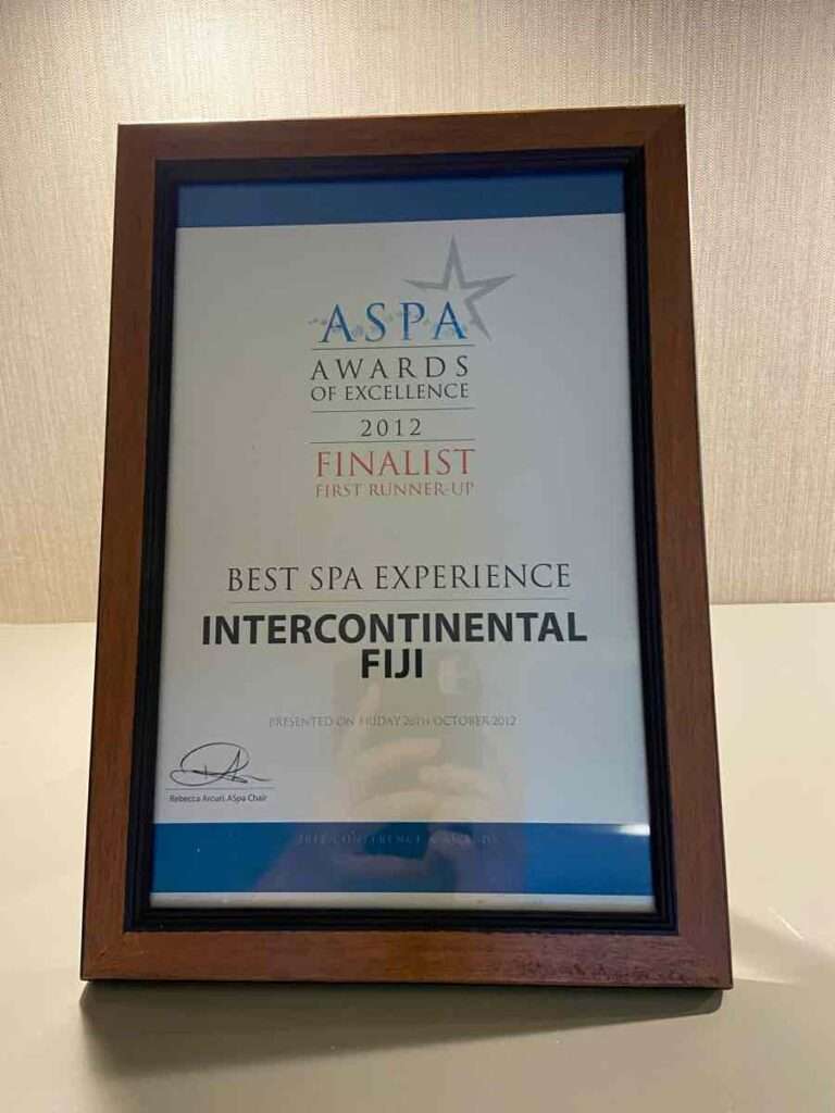 ASPA組織の優秀賞の証明書が飾られている