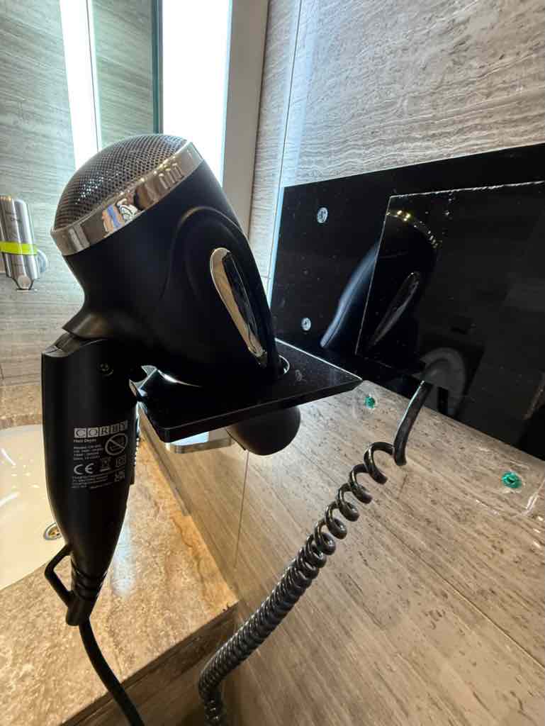 折りたたみのドライヤー